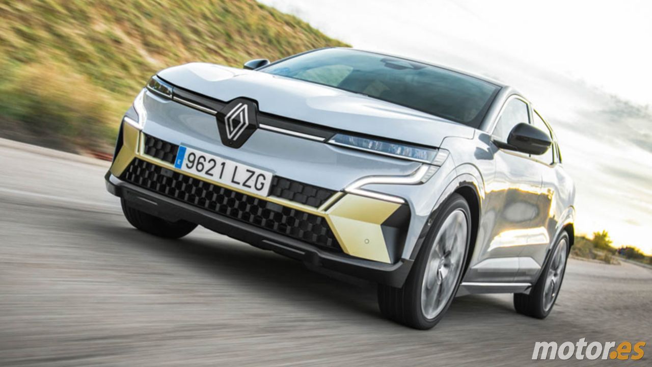 El Renault Megane E-Tech Eléctrico estrena gama y precios para asestar un duro golpe al Peugeot E-308