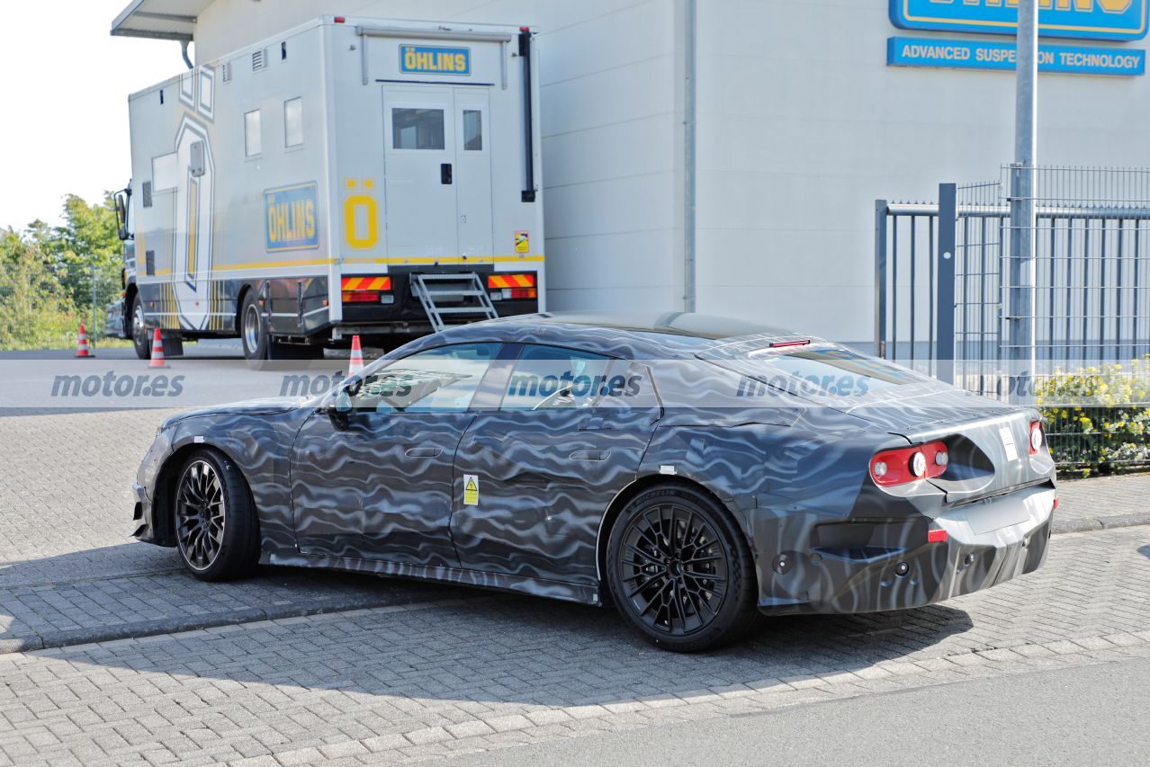 Fotos espía Mercedes-AMG GT Berlina EQ 2026