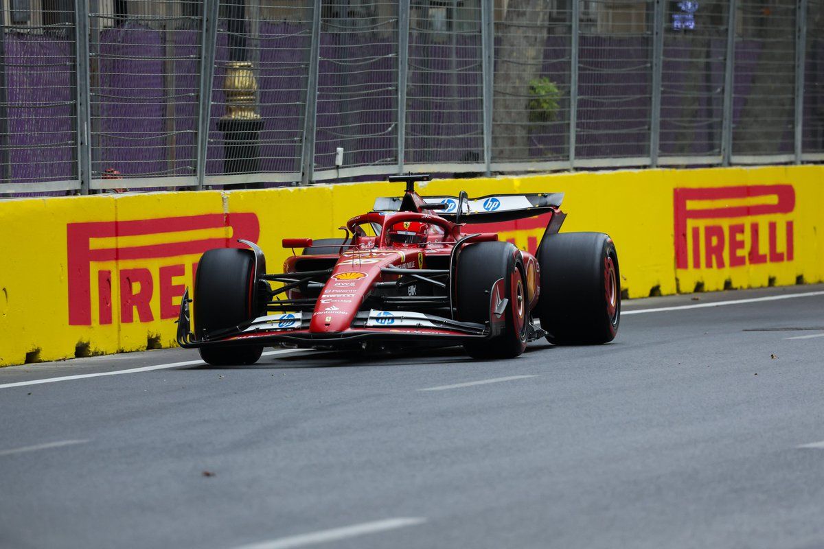 Charles Leclerc mantiene su racha de poles en Bakú y Lando Norris da la campanada