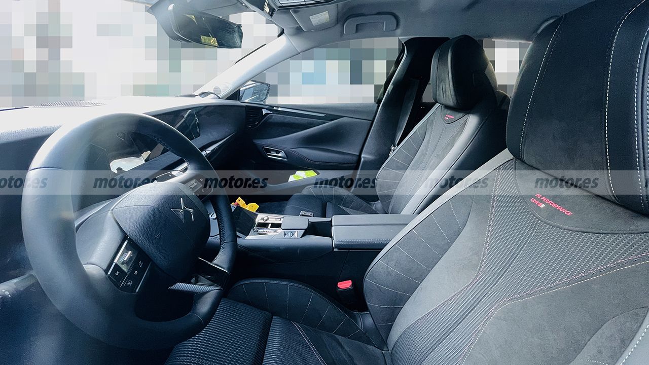 DS 4 E-Tense - foto espía interior