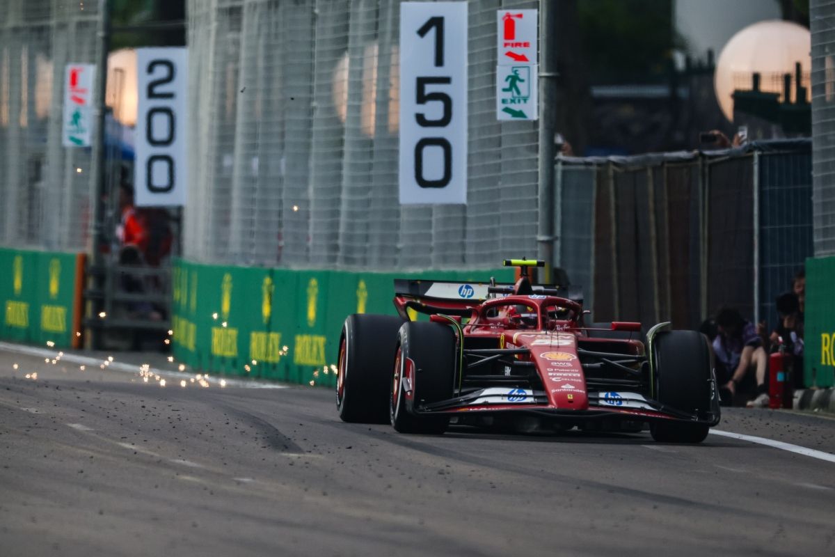 Ferrari está para luchar por todo en Singapur, pero Carlos Sainz tendrá que solventar un serio problema si quiere tener opciones