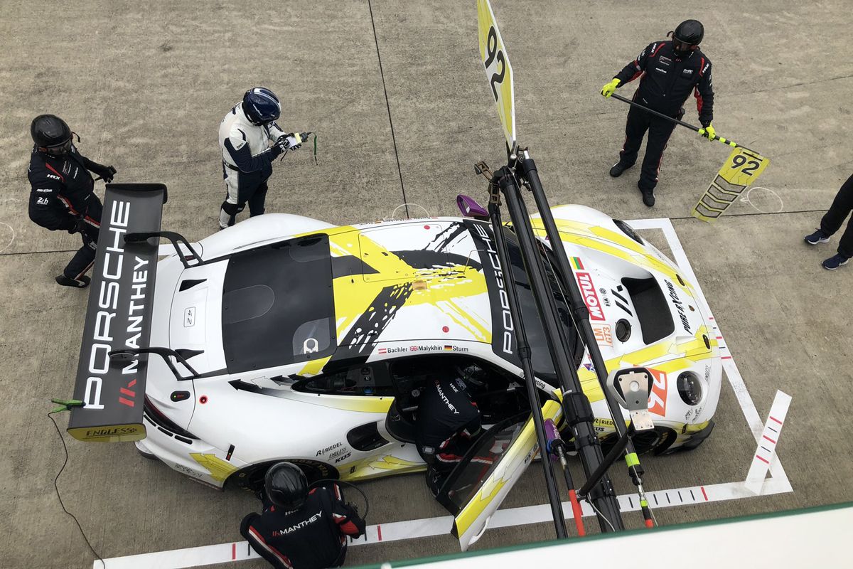 El Porsche #6 de los líderes del WEC comienza con fuerza en los primeros libres de las 6 Horas de Fuji