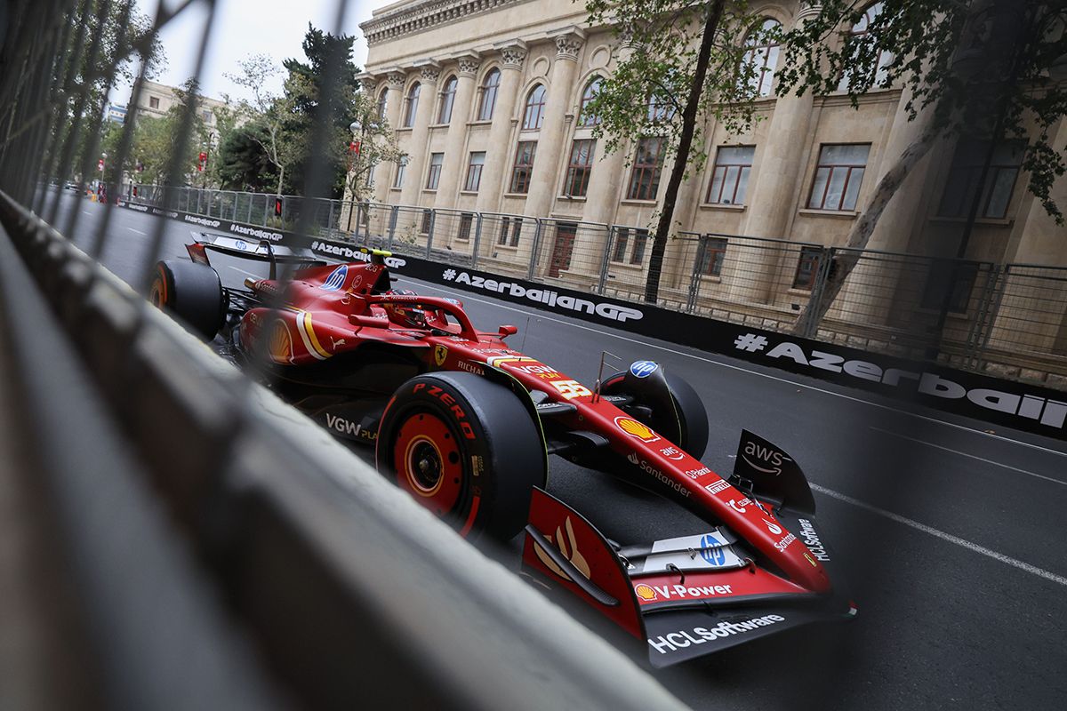 Carlos Sainz defiende su inocencia: "No he hecho ninguna maniobra agresiva"