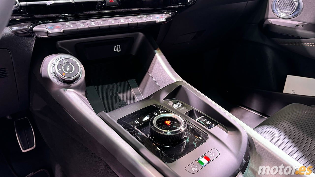 Alfa Romeo Tonale 2025 - interior