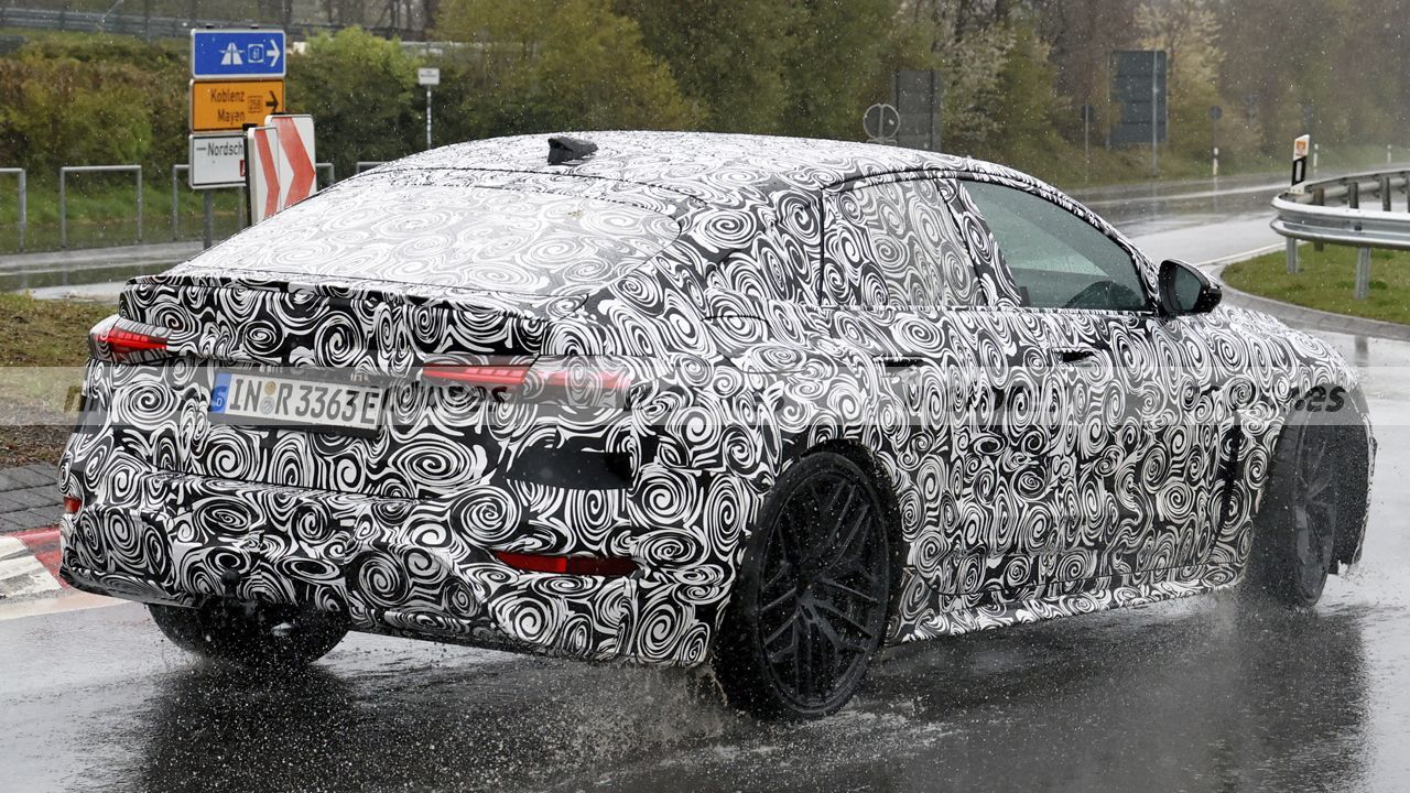 El nuevo Audi RS 6 Sportback e-tron vuelve, y vuela, en Nürburgring para romper los límites con sus más de 800 CV 9