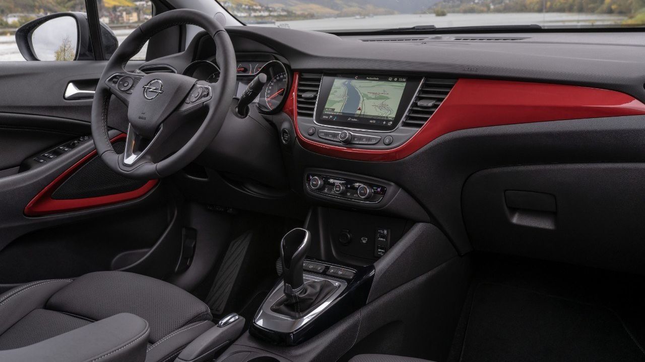 Opel Crossland - interior