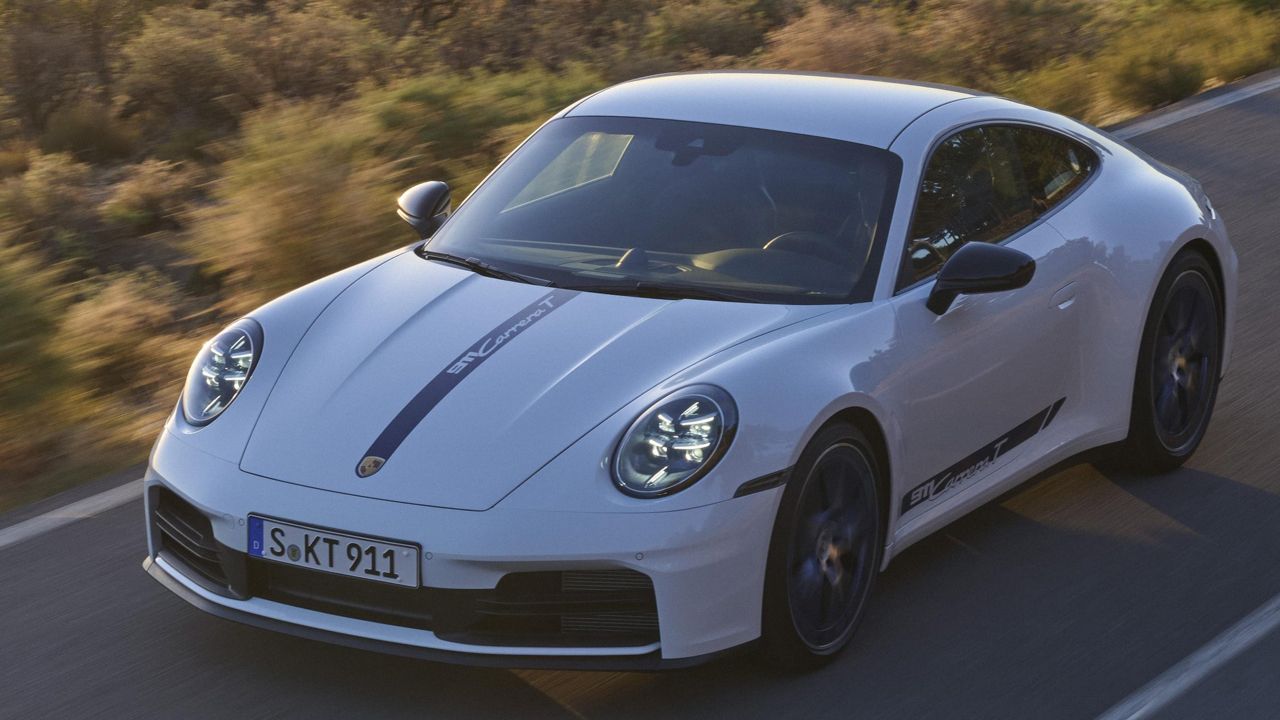 Nuevo Porsche 911 Carrera T 2025, el deportivo por excelencia para puristas con un giro inesperado frente a la tradición