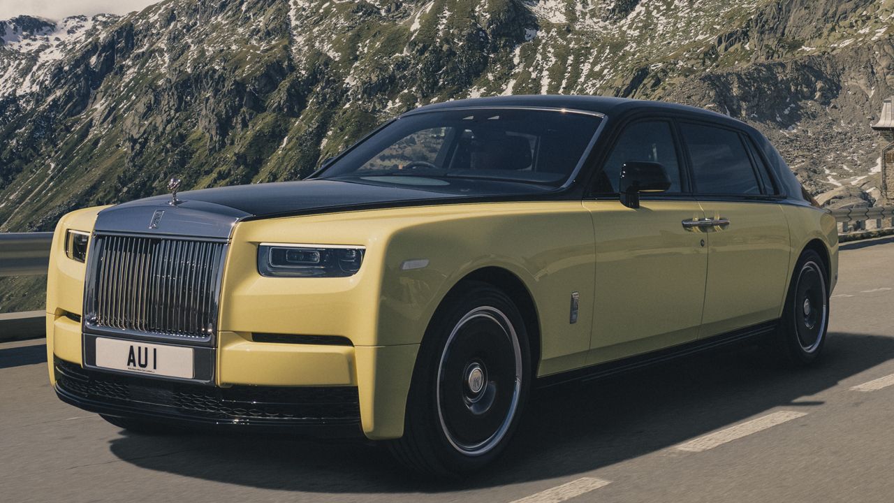 La lujosa oda de Rolls-Royce a Goldfinger, este Phantom guarda un auténtico tesoro en su interior