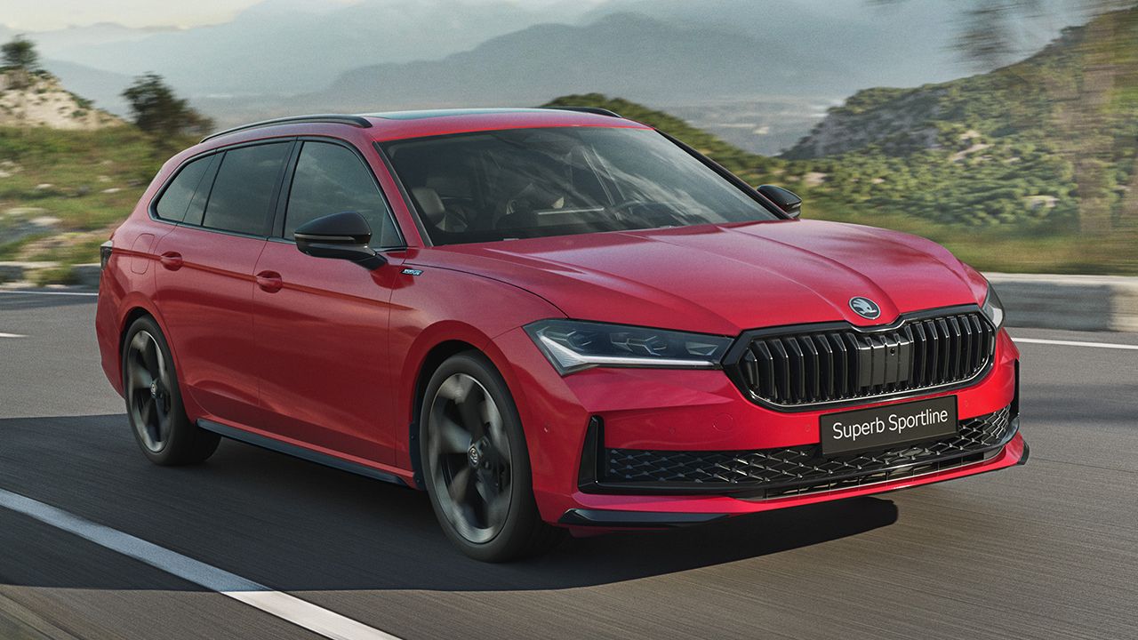 La versión más deportiva del nuevo Skoda Superb ya tiene precios, llega el acabado Sportline con etiquetas ECO y CERO