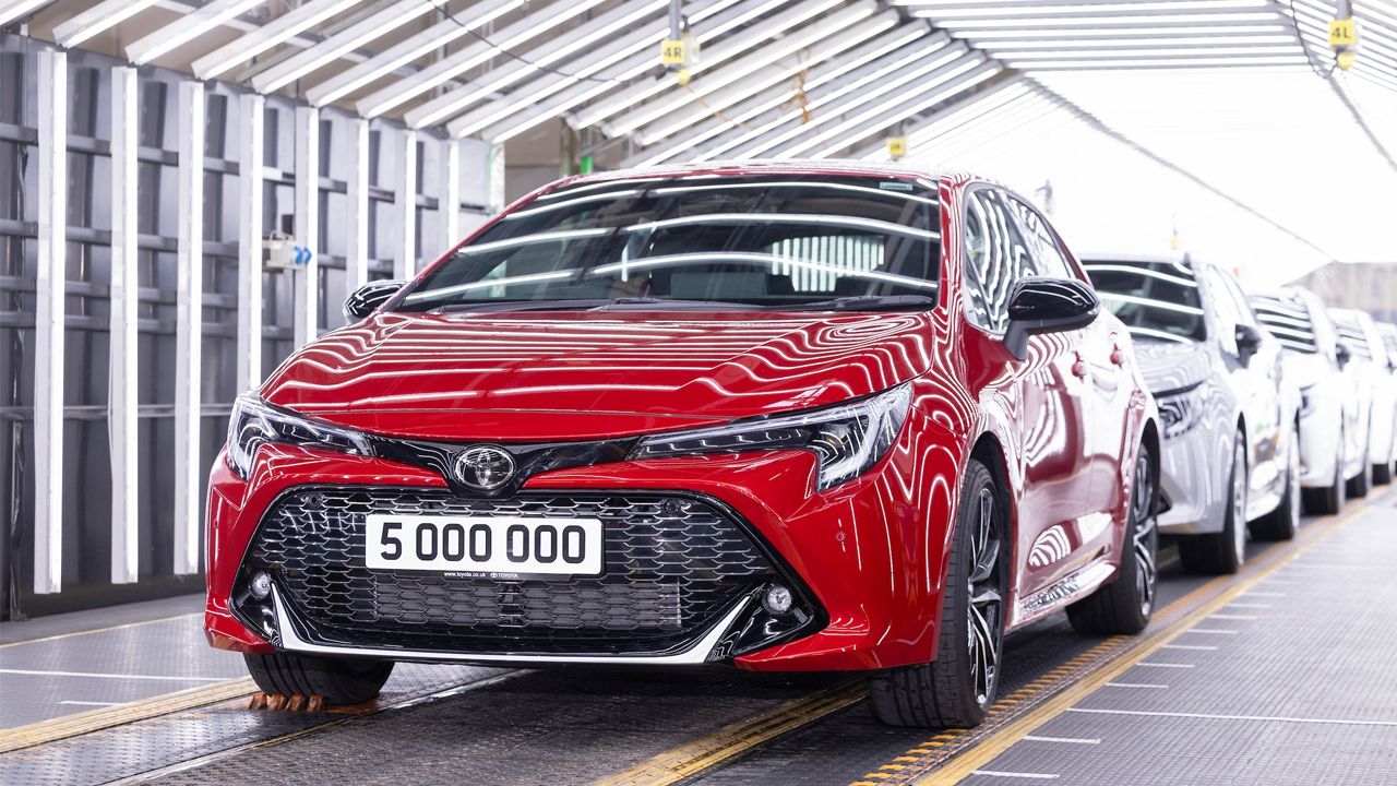 Toyota logra un nuevo récord en su planta más grande de Europa, un contador con larga vida por delante