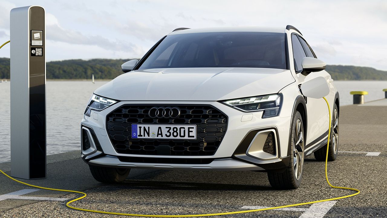 Llega el nuevo Audi A3 allstreet híbrido enchufable, la versión PHEV con 204 CV y una autonomía eléctrica impresionante