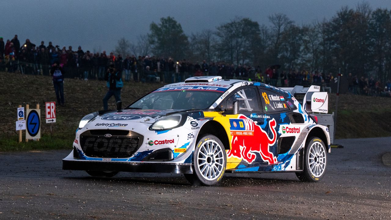 Mientras los coches híbridos llenan los bolsillos de los fabricantes de coches, en el WRC son un pozo sin fondo