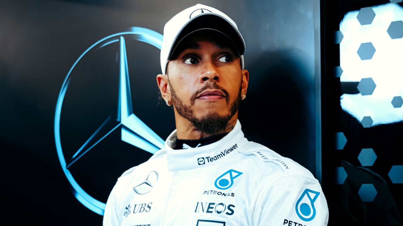 Lewis Hamilton se rinde y Ferrari atisba un serio problema