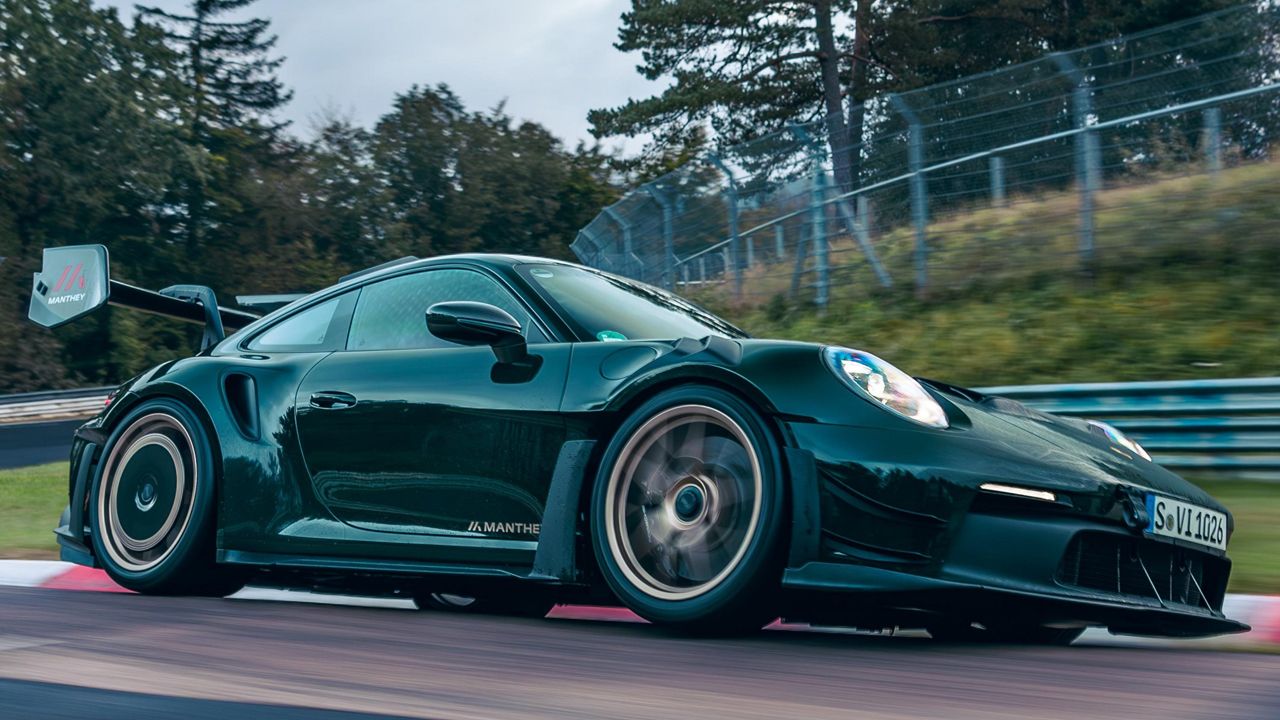 porsche-911-gt3-rs-2024105404-1732279142_2.jpg