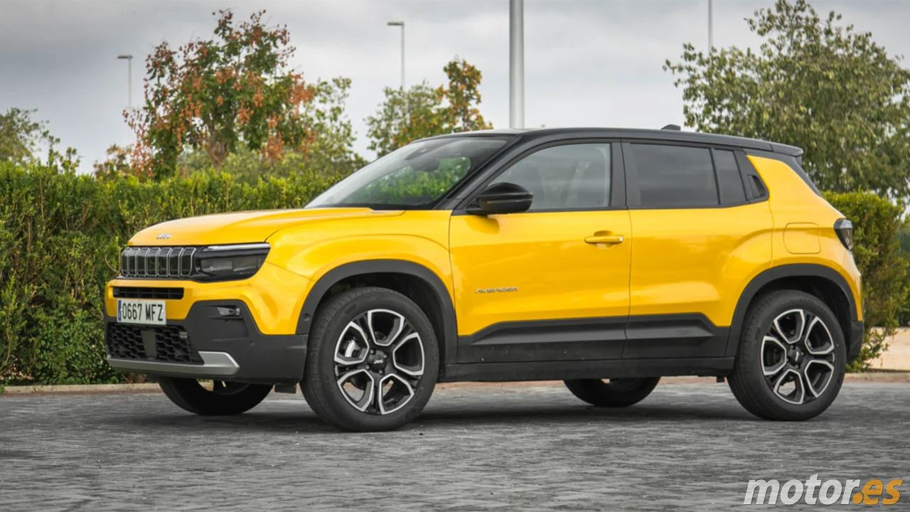 La gama 2025 del Jeep Avenger llega a España con acabados mejorados, nuevos precios y ChatGPT