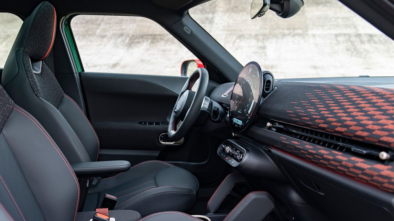 MINI John Cooper Works Aceman - interior