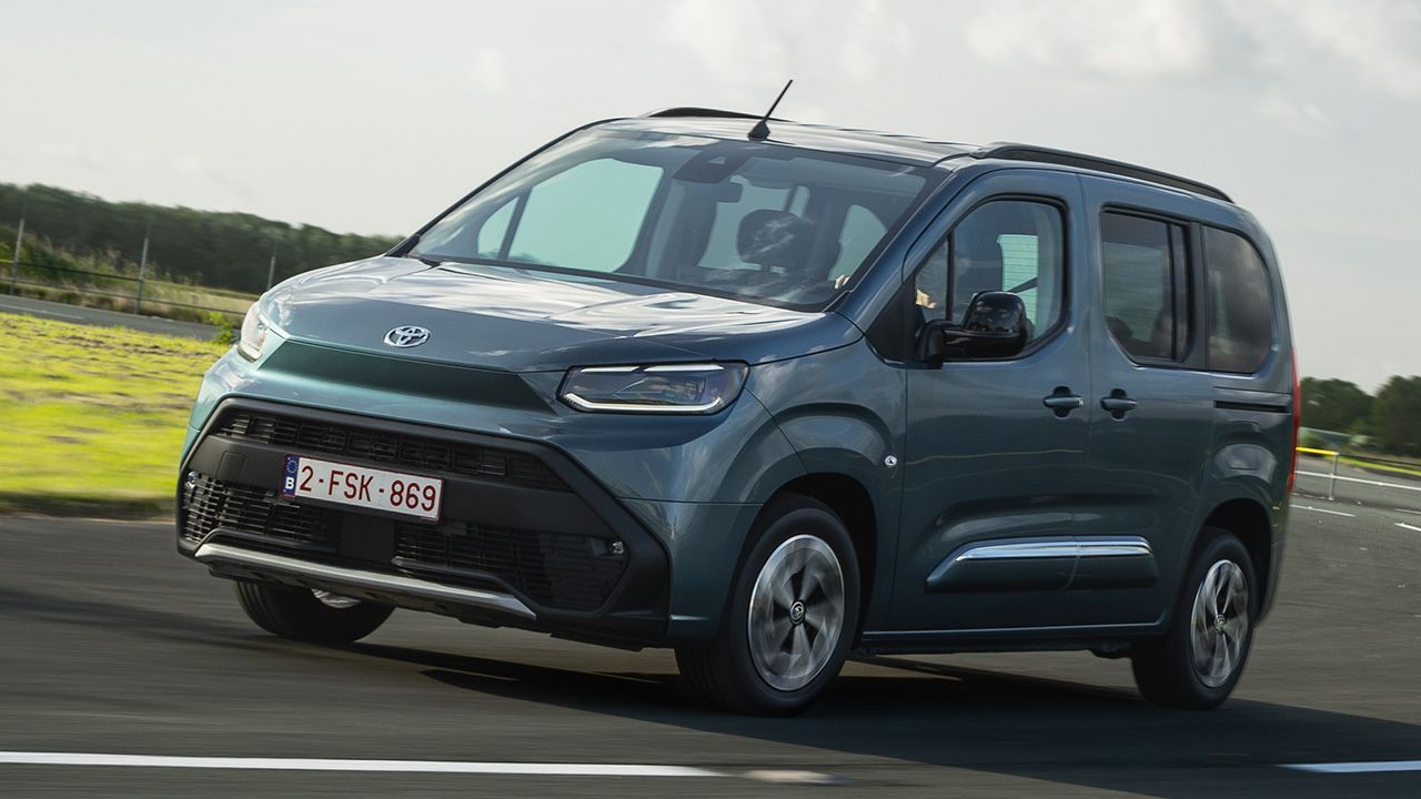 Toyota tiene su propio Citroën Berlingo que acaba de ser actualizado y ya está a la venta con más de 1.500 € de descuento