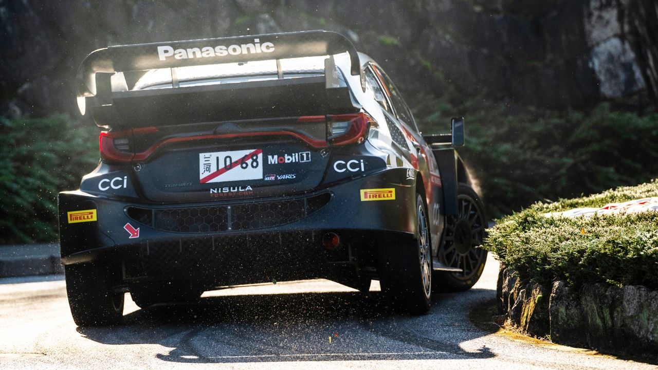 El Rally de Japón arranca con drama para Sébastien Ogier y susto para Thierry Neuville