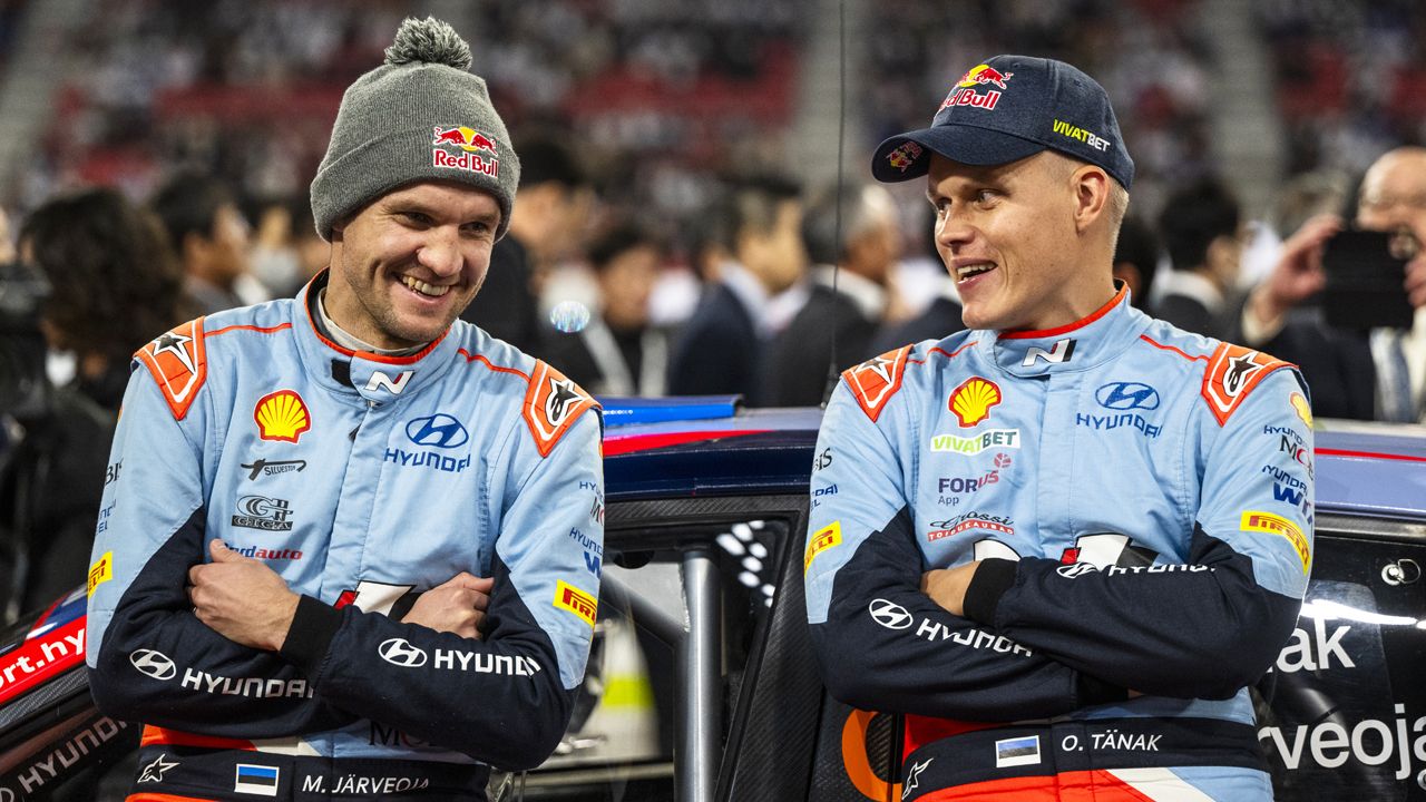 El Rally de Japón arranca con drama para Sébastien Ogier y susto para Thierry Neuville