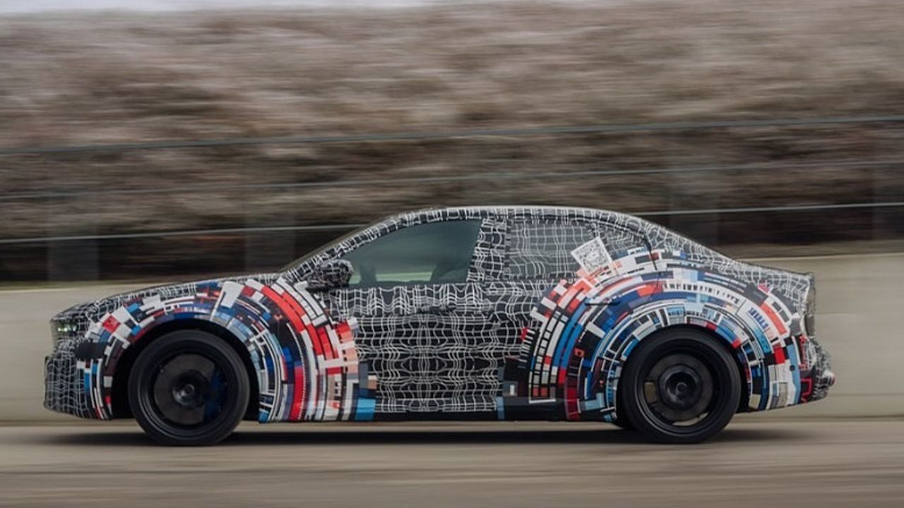 El BMW M3 eléctrico es real, estas fotos espía muestran un primer prototipo de la esperada berlina deportiva