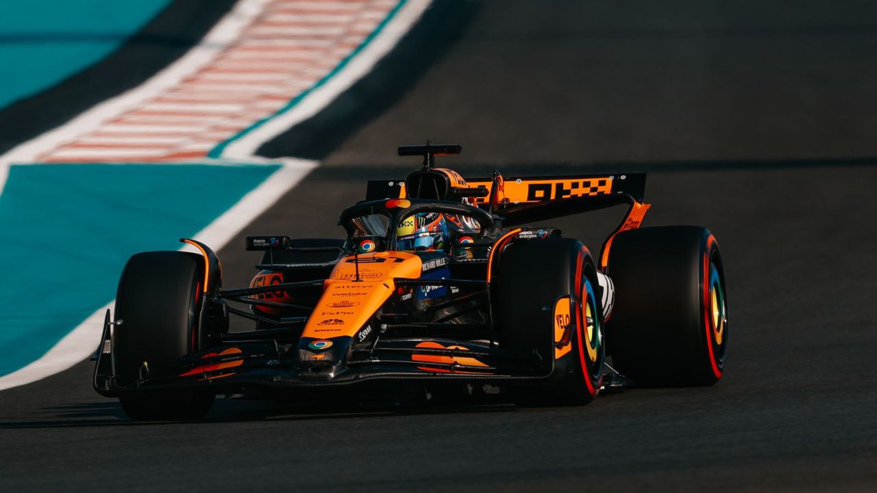 McLaren se pone a tono con un doblete en los últimos entrenamientos del año