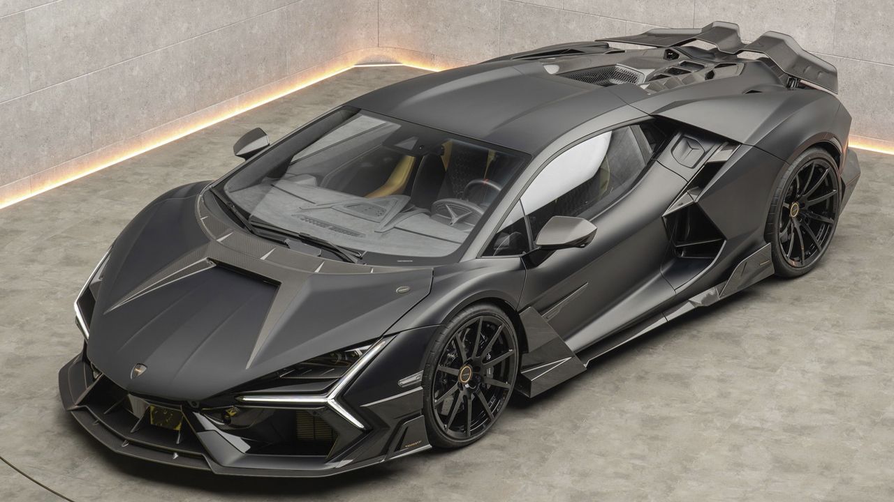 El Lamborghini Revuelto de MANSORY no dejará a nadie indiferente, 70 CV más lo convierten en un auténtico hypercar