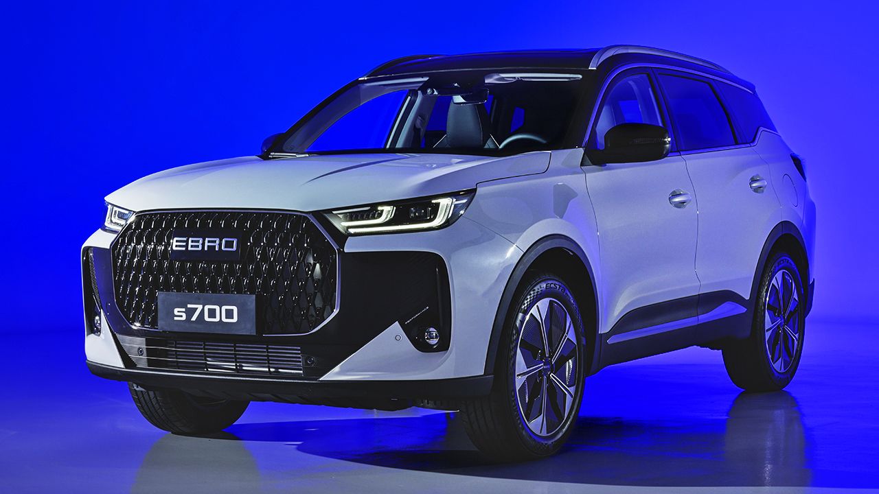 El nuevo EBRO S700 ya tiene precios, así es la gama del SUV que rivaliza con el KIA Sportage y es 4.000 € más barato