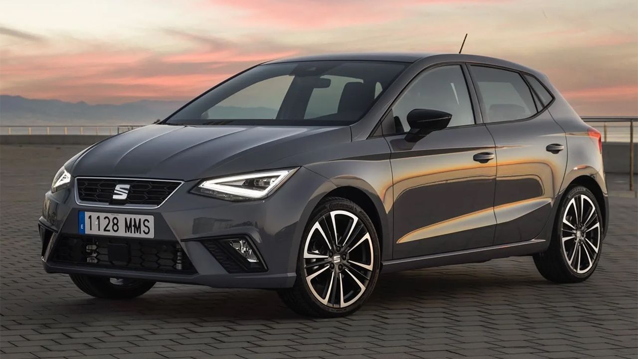 La gama 2025 del SEAT Ibiza se completa con las nuevas versiones de acceso Salta!