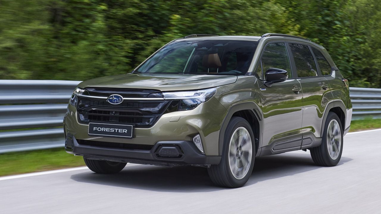 Precios y gama del nuevo Subaru Forester 2025, un SUV 4x4 más tecnológico con etiqueta ECO