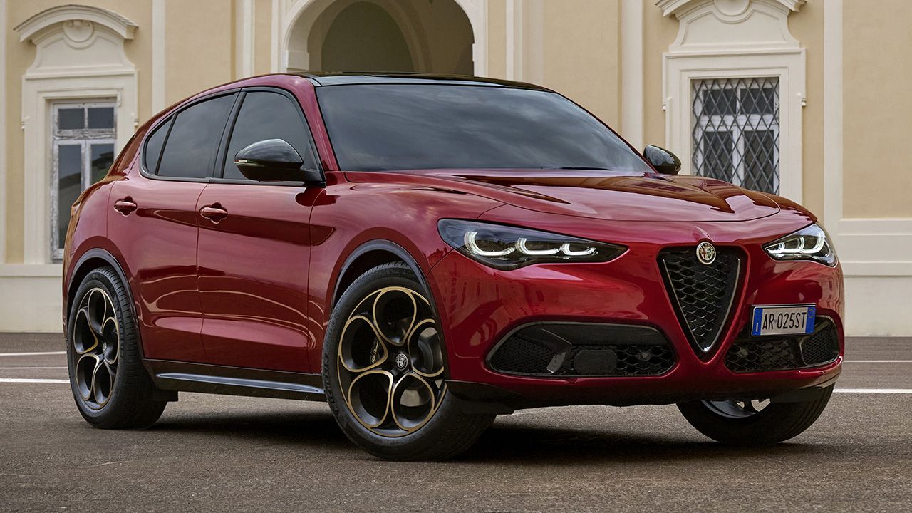 Alfa Romeo desvela la nueva edición especial INTENSA, para toda la gama con diseño elegante y mucho equipamiento