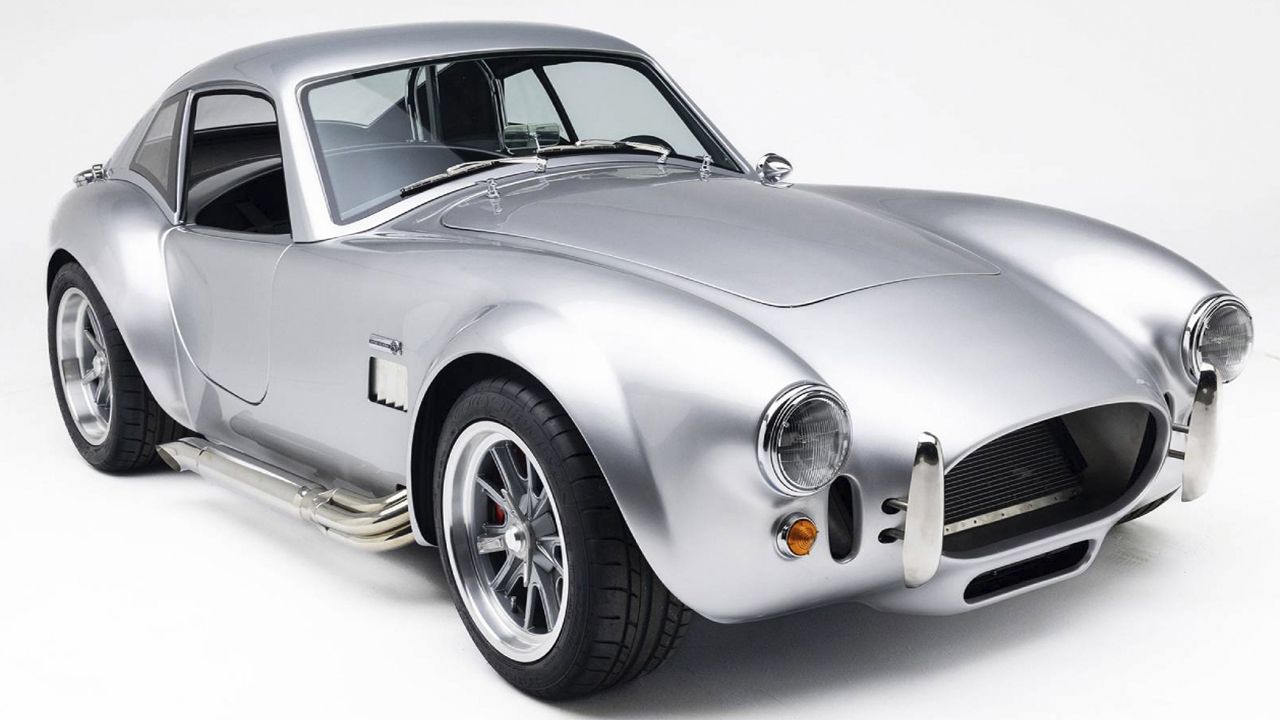 Por menos de 25.000 euros puedes tener un AC Cobra, pero tiene una condición que no te va a gustar