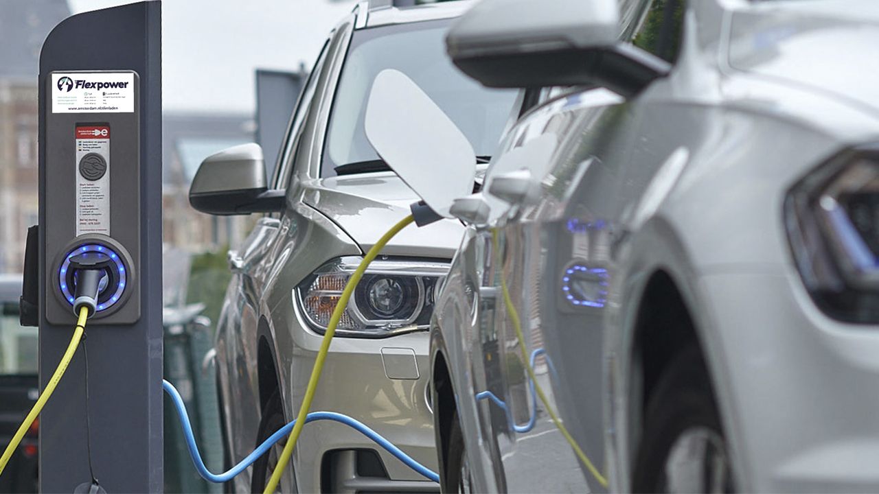 Inútiles por falta de agua, los cargadores eléctricos de Holanda y su curiosa falla tecnológica