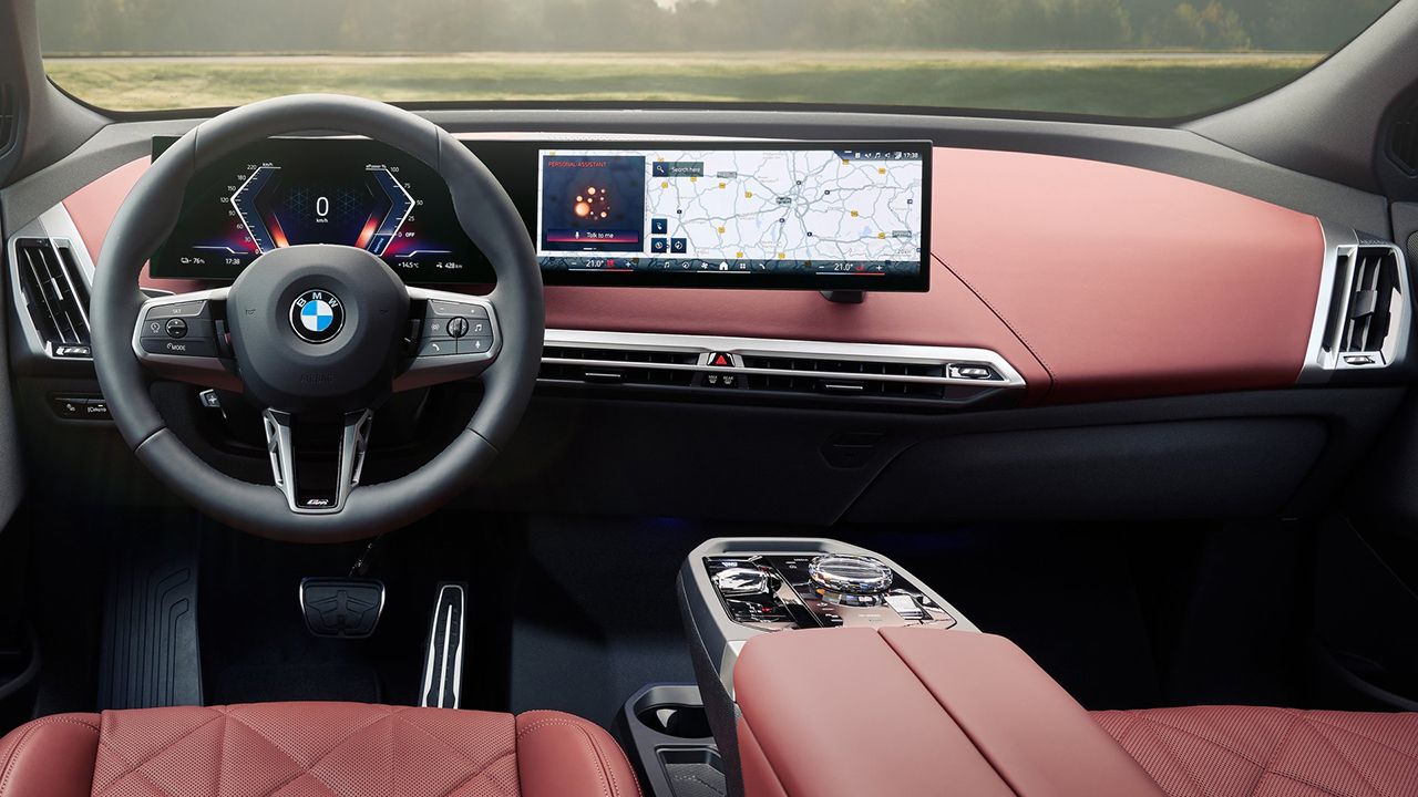 BMW iX 2025 - interior