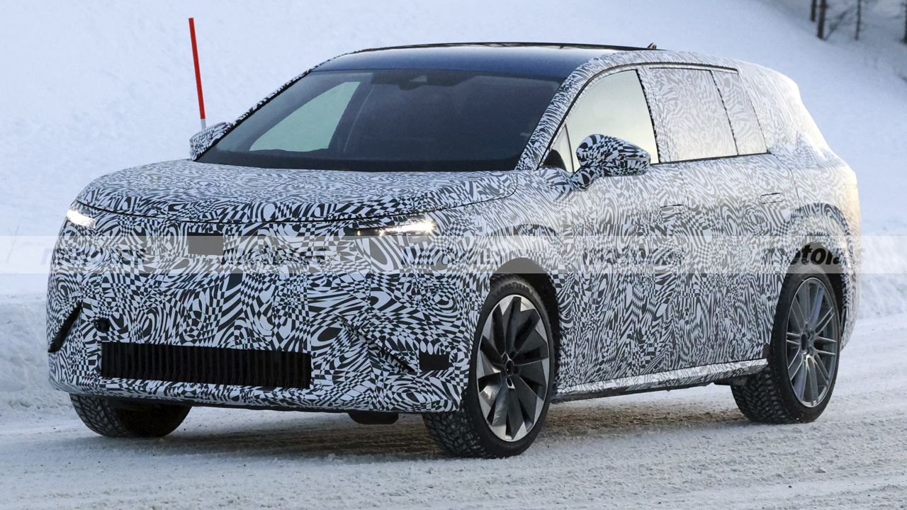 Primeras fotos espía del SUV eléctrico más grande de Skoda, hermano del Kodiaq y con +600 km de autonomía 7