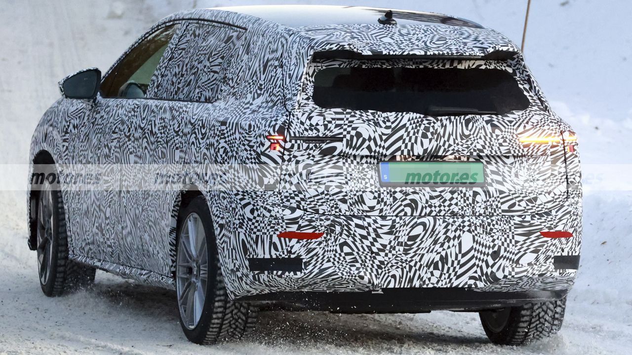 Primeras fotos espía del SUV eléctrico más grande de Skoda, hermano del Kodiaq y con +600 km de autonomía 20