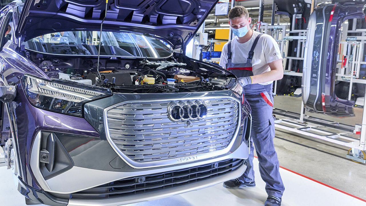 Volkswagen pone en jaque a la fábrica de Zwickau, sólo producirá los Audi Q4 e-tron hasta 2030 y no descarta el cierre