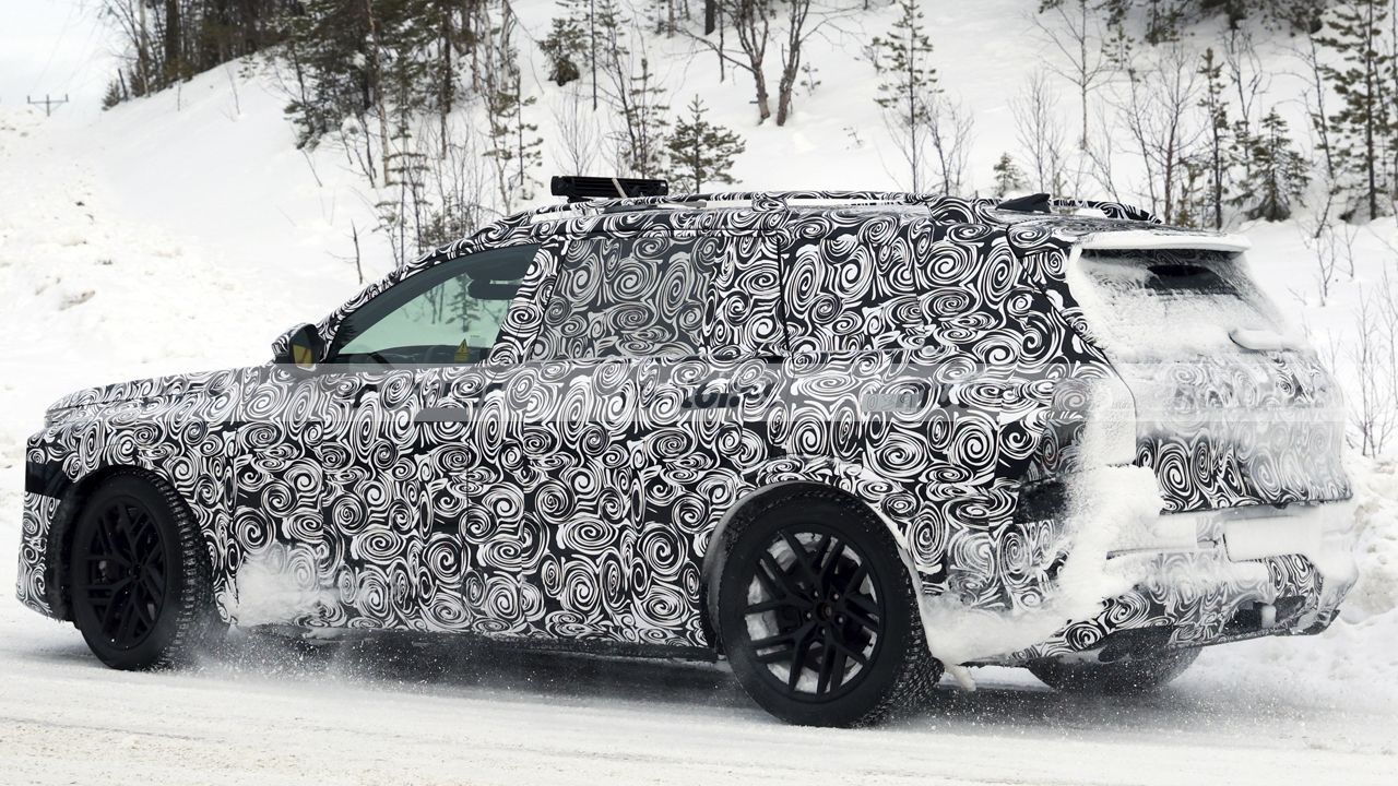 El nuevo Audi Q9 cobra forma en las pruebas de invierno, nuevas fotos espía del gigante que desafía al BMW X7 y compañía 16