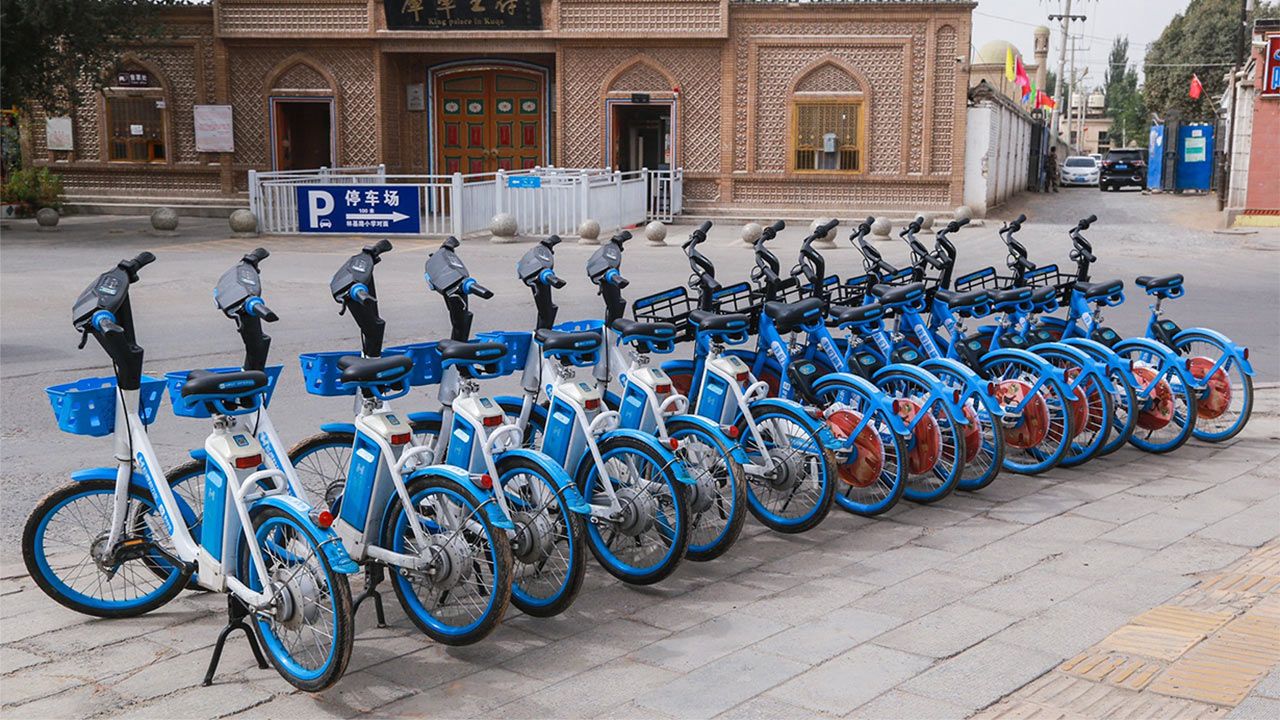 Millones de bicicletas eléctricas las usan, pero los chinos quieren acabar con ellas por ser "peligrosas"