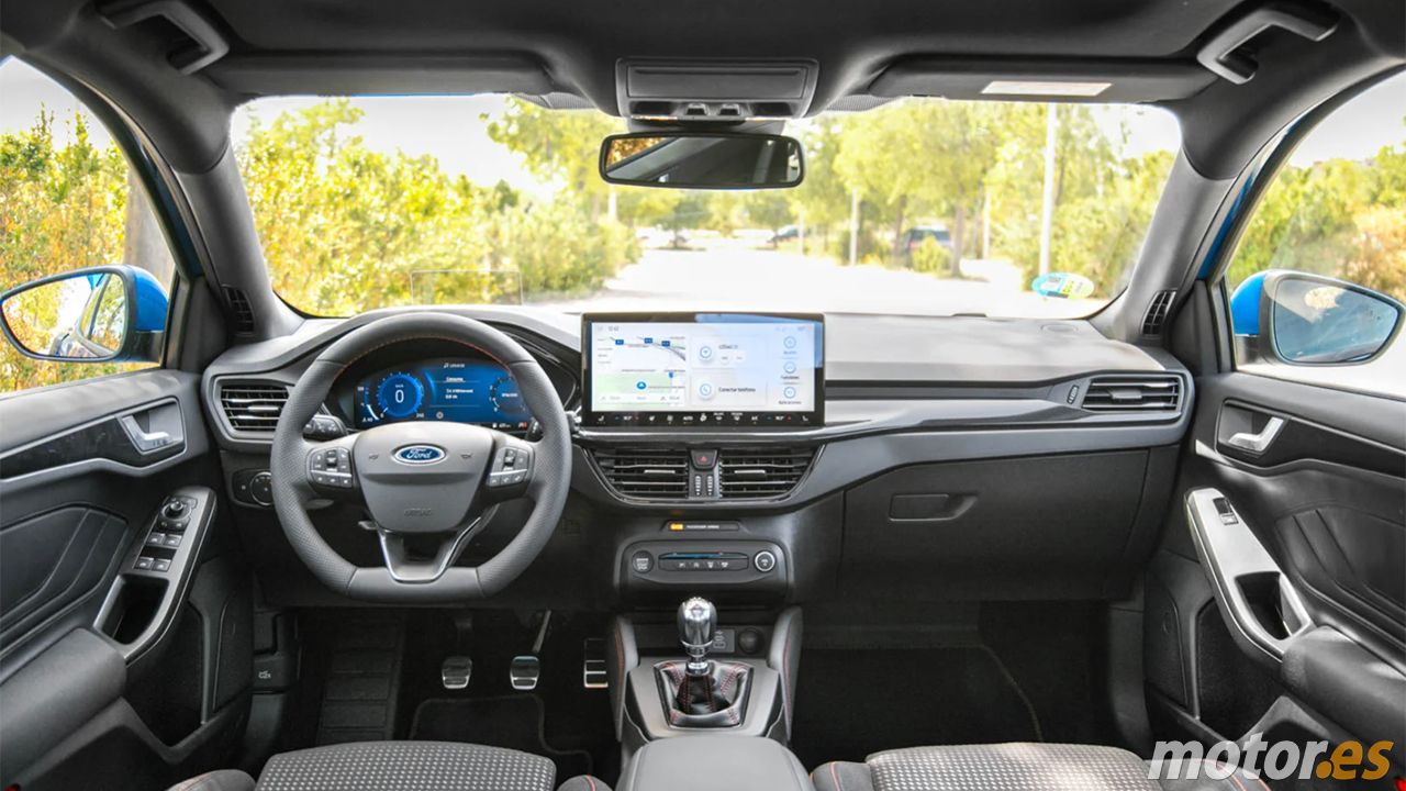 Ford Focus - interior