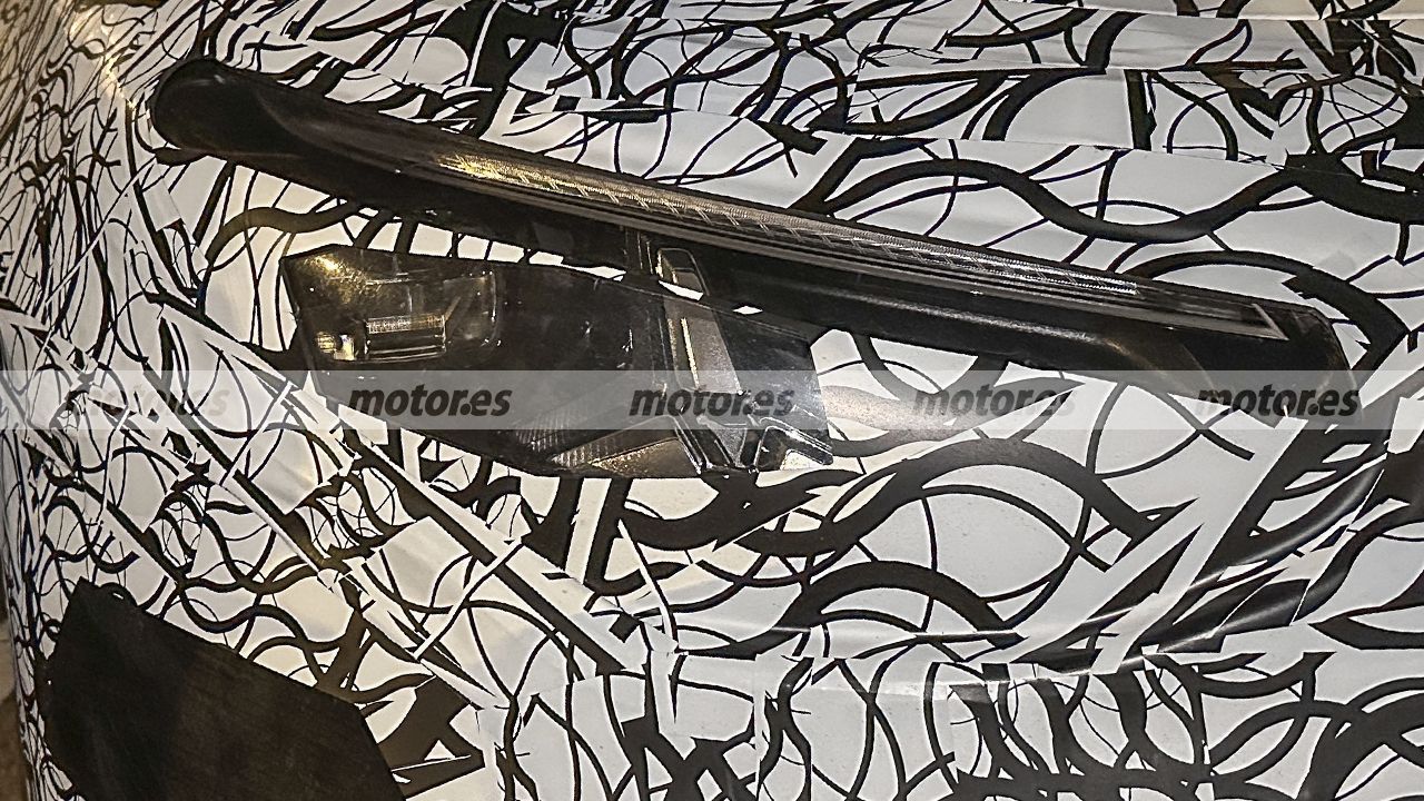 Estas fotos espía son las más reveladoras (y curiosas) del nuevo Mercedes CLA eléctrico antes de su esperado debut 9