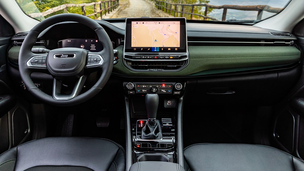 Jeep Compass North Star - interior