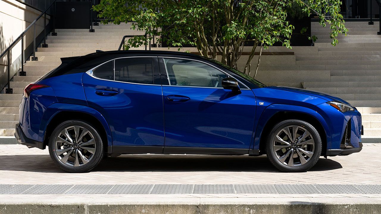 Lexus tiene su propio BMW X1 pero es más barato, tiene etiqueta ECO y está en oferta con más de 5.000 € de descuento