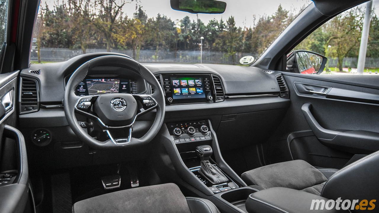 Skoda Karoq Sportline - interior