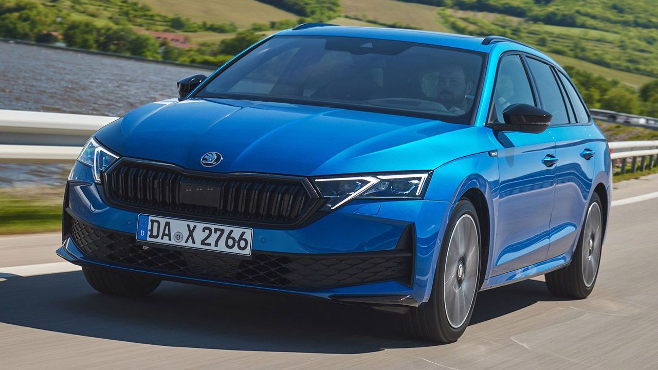 Las versiones 4x4 del nuevo Skoda Octavia llegan a España, estos son los precios