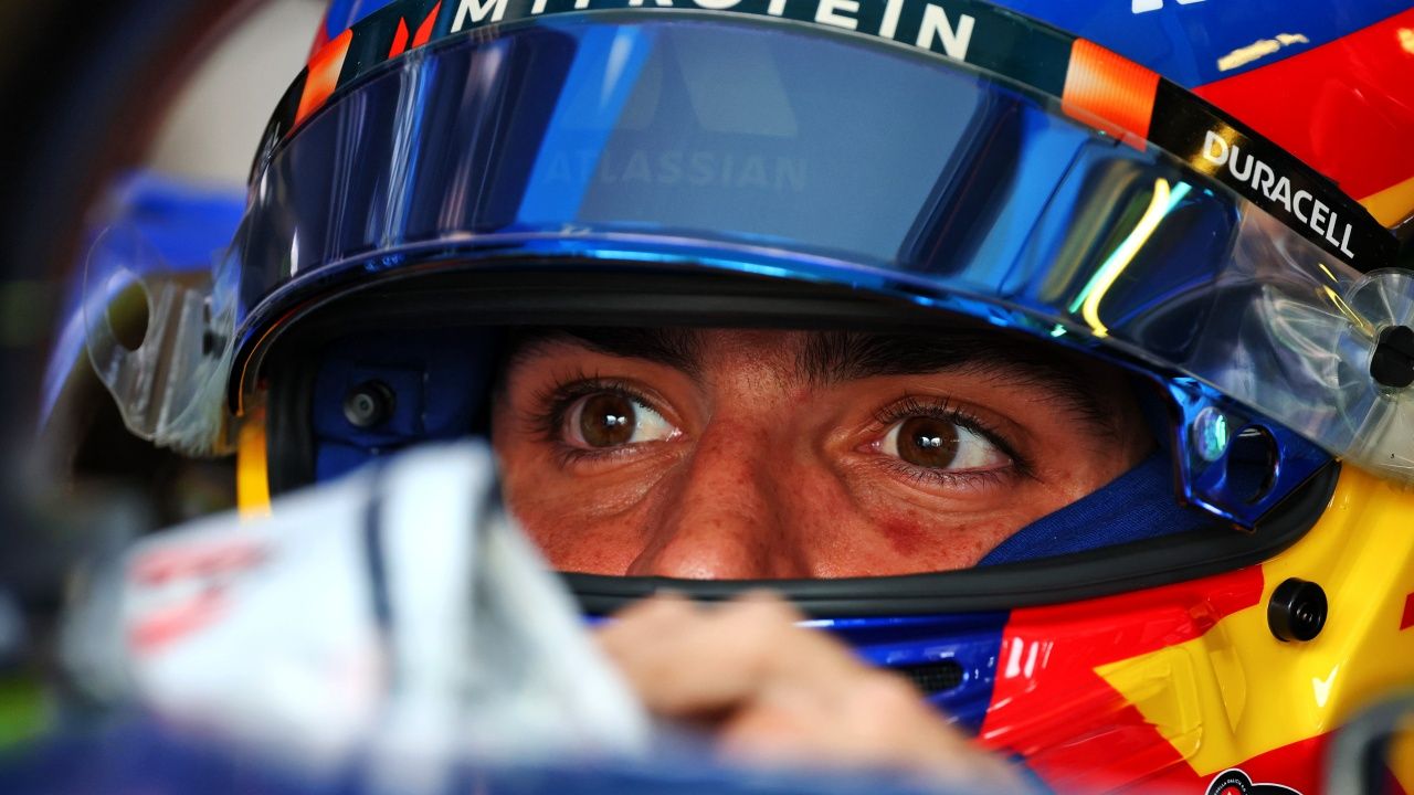 Carlos Sainz responde a quienes criticaron su fichaje por Williams