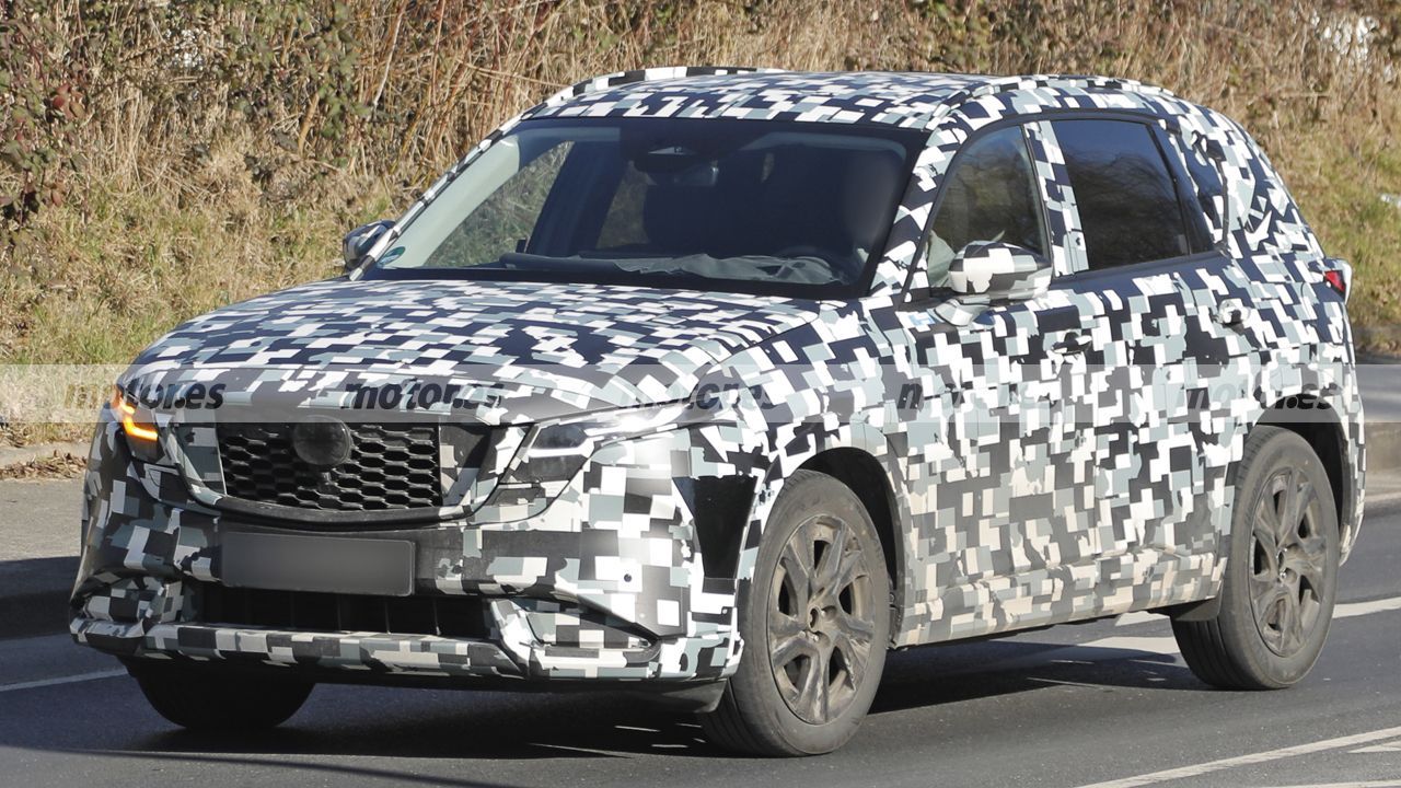 El nuevo Mazda CX-5 2026 ya ha sido cazado en Europa, una de sus grandes novedades ya no es un misterio 3