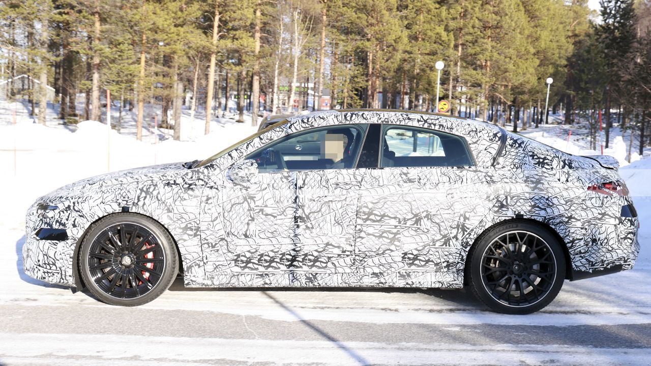 El nuevo Mercedes CLA AMG eléctrico destapa interesante detalles, una bestia con 150 CV más que el de gasolina 9