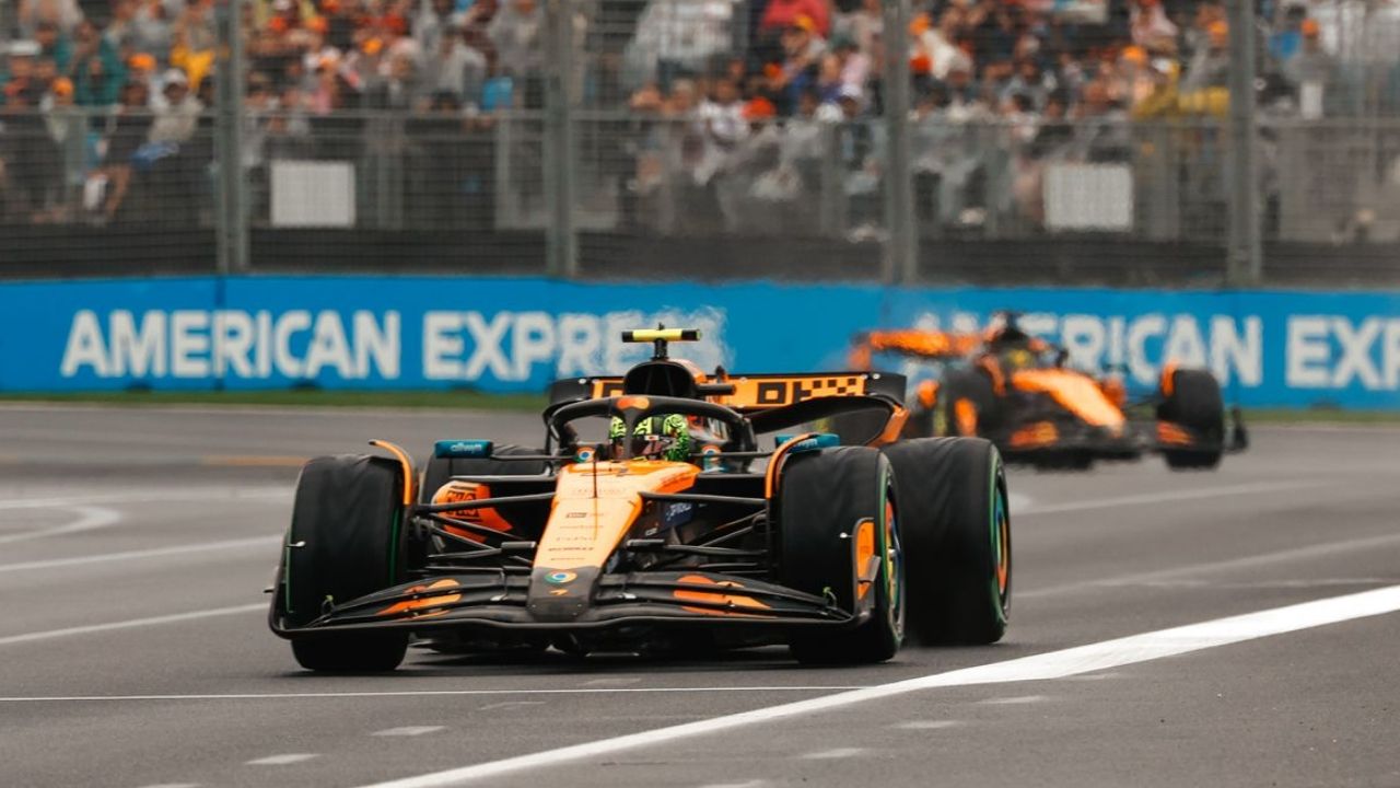 Lando Norris domina y vence en el caos lluvioso de Australia, con doble abandono español