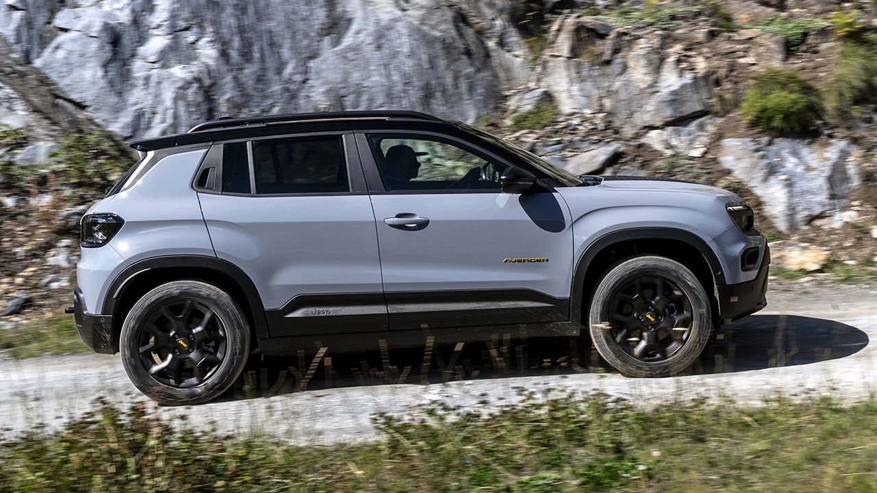 El 4x4 más barato de Jeep es un SUV de tamaño mini que no le teme al off-road y, con etiqueta ECO, es rival del Dacia Duster