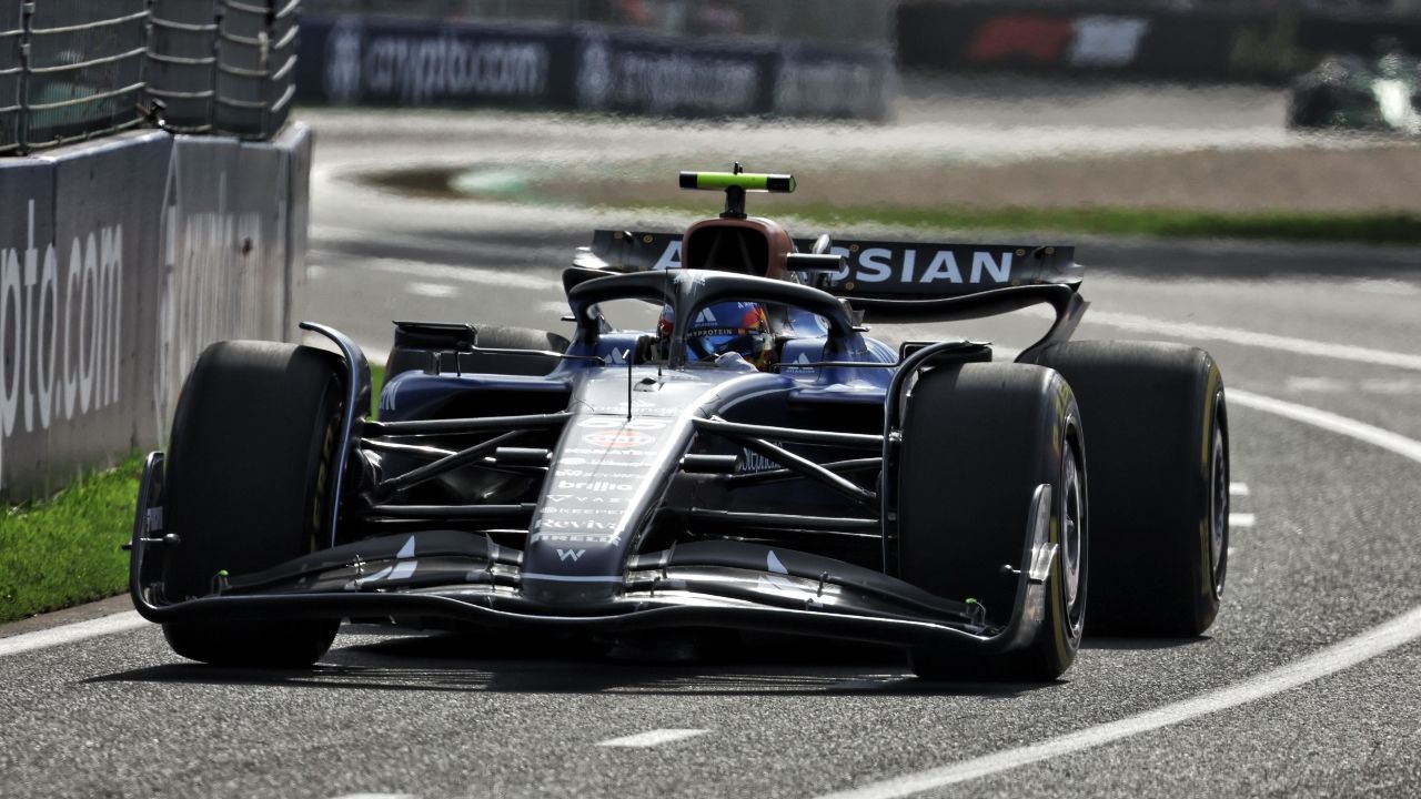 Carlos Sainz y su Williams ilusionan en los libres de Albert Park: «Podemos ser competitivos»